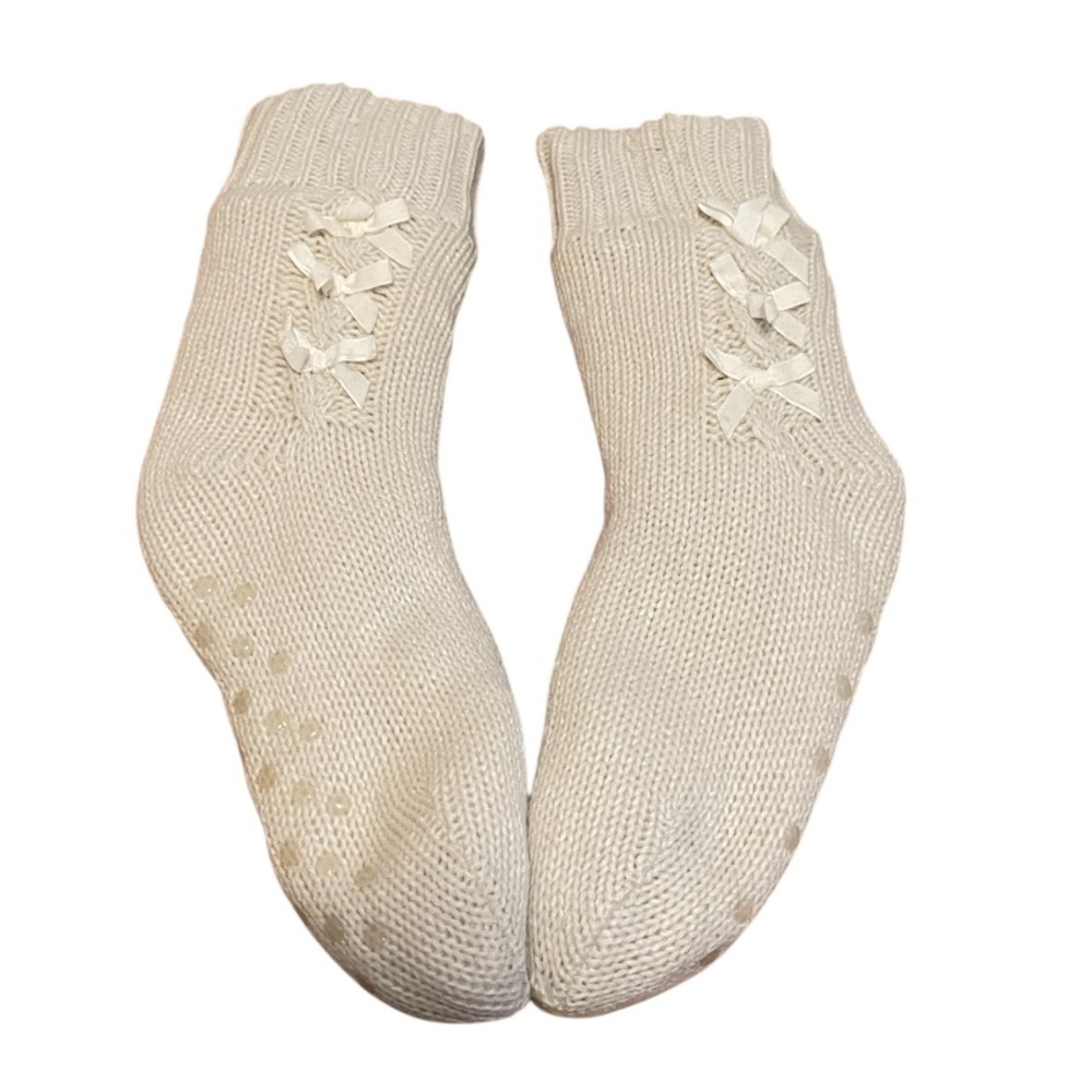 Women’s Plush Warm Cozy House Slipper Grip Socks Cream NEW